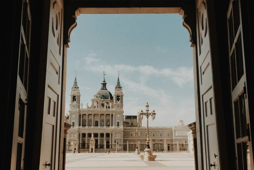 faire une visite de monuments et musees a madrid quand il pleut pendant un evjf